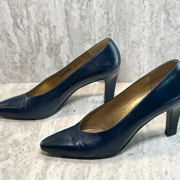 Stuart Weitzman Navy Blue Leather Heels Pumps Sz 7AA - Picture 4 of 9